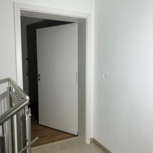 Erstbezug Neubau Dachgeschosswohnung in Blaubeuren-Gerhausen, hochwertig, modern & mit zwei Balkonen