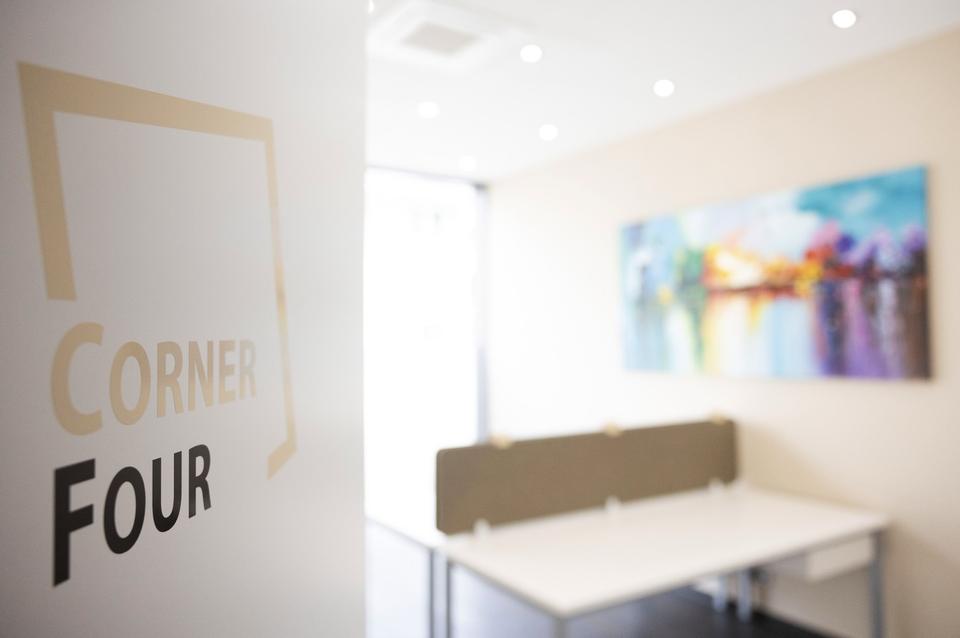 Professionelles Arbeiten in stilvollem Umfeld - Moderne Arbeitsplätze – Bild 4