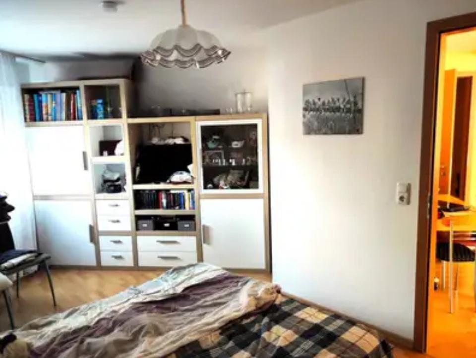 Moderne 2,5-Zimmer-Wohnung mit Einbauküche, Dachterrasse & TG-Stellplatz – Bild 6