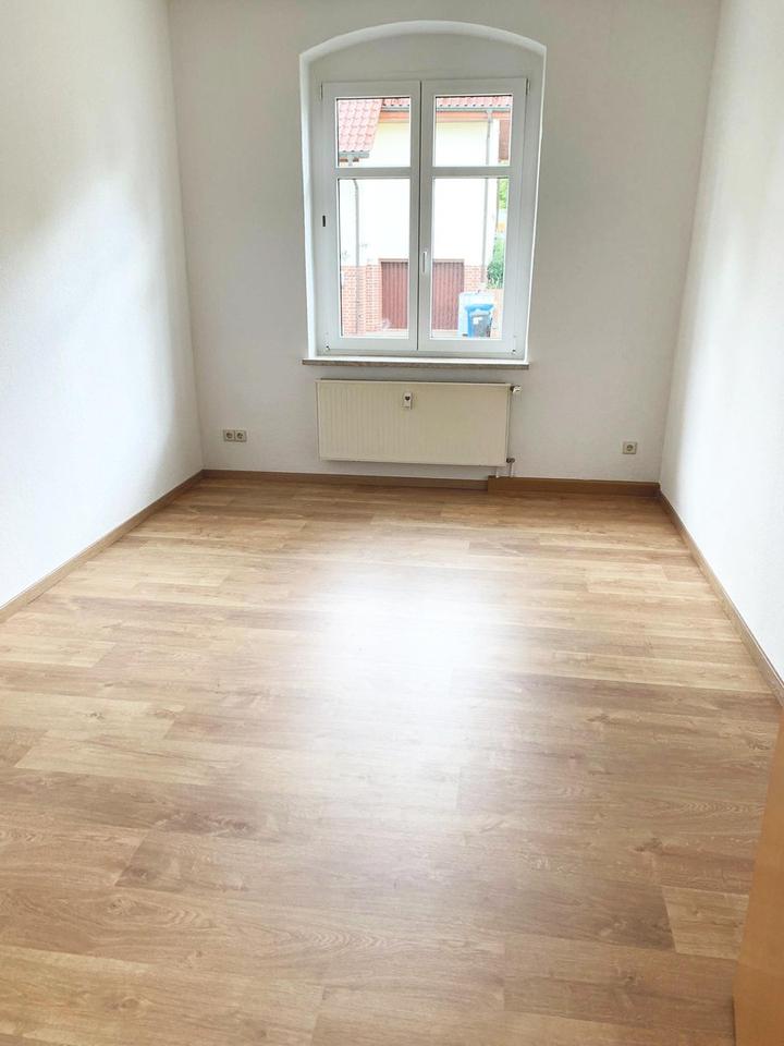2 Zimmer Küche Bad - kleine und feine Wohnung im EG in Oberlungwitz (mit Carport) – Bild 11