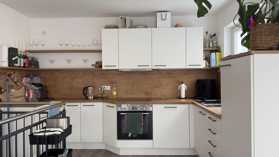 Moderne 3,5-Zimmer-Maisonette mit Garten, Einbauküche & Wohlfühlklima – Bild 2