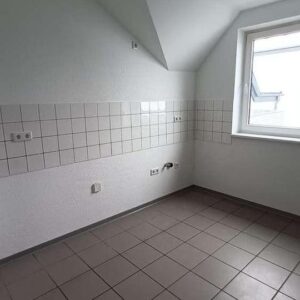 5 Zimmer Wohnung in Hillesheim zu vermieten
