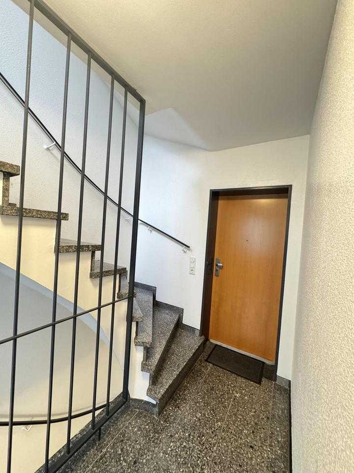 Moderne und große 4 Zimmer-Wohnung zu vermieten – Bild 18