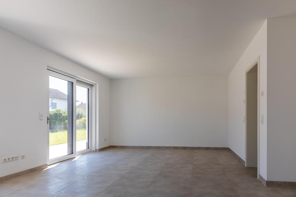 Neubau-Doppelhaushälfte mit Einliegerbereich & Garten – ideal für Familien oder Homeoffice – Bild 7