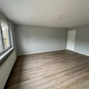 Stadt & Natur: Verkehrsgünstige Zwei-Zimmer-Wohnung in Oberursel