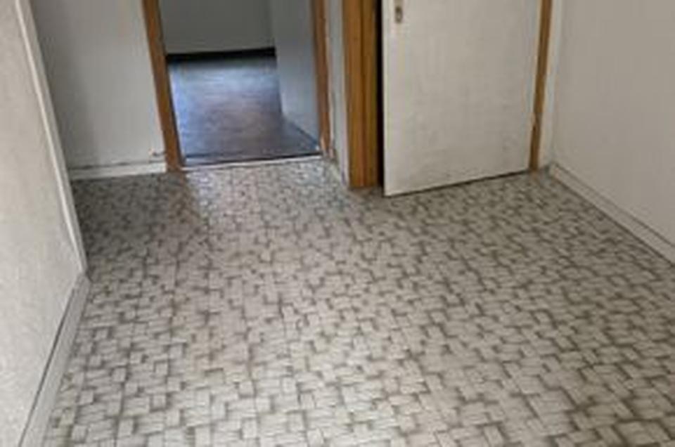 Sarstedt-Hotteln, Haus für große Familie; leerstehend,FESTPREIS !!! nur 169.000,- € – Bild 4