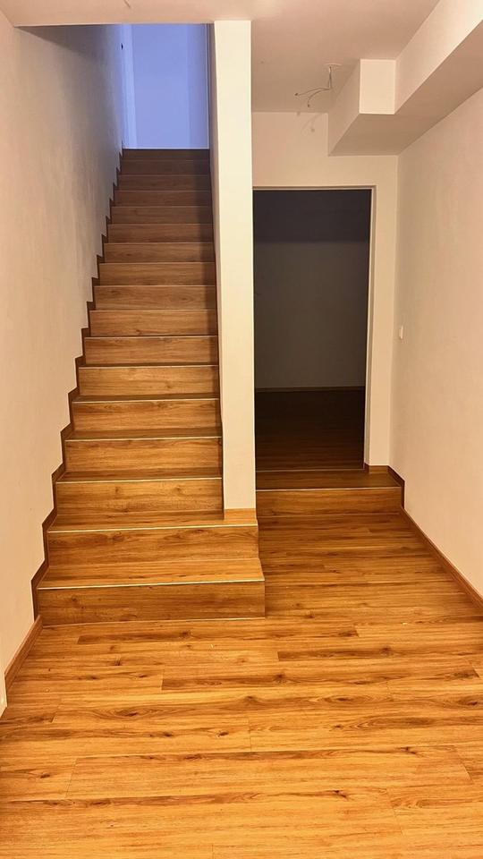 *Zwei Wohnungen u. 5x Stellplätze - Eigennutzer o. Kapitalanleger* – Bild 16