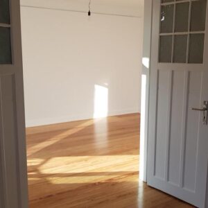 BARRIEREFR. Gewerbe, Gen. als Arzt-Praxis liegt,  kernsaniert, 3fiso-Fenster Flächenheizung