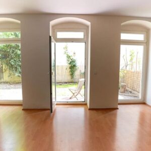 Gartenwohnung nahe dem Helmholtzplatz 93 m² Wohnfläche + 82 m² Garten