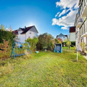 Erstbezug nach Sanierung – charmante 3-R-Gartenwohnung mit Terrasse und TG-Stellplatz