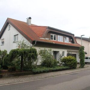 Großes Haus am Park