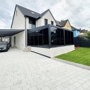 Exklusives Einfamilienhaus in Spielstraße – komplett kernsaniert und hochwertig ausgestattet