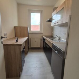 Einbauküche, Balkon - 2 Zimmer-Wohnung