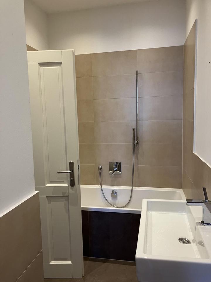 Wohnung-Altbaujuwel in Bestlage an der Grenze zur Maxvorstadt – Bild 5