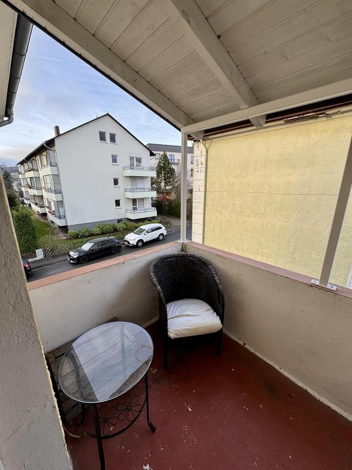 Moderner Altbau mit Stil - Renovierte 3-Zimmer-Wohnung mit Einbauküche & Balkon – Bild 18