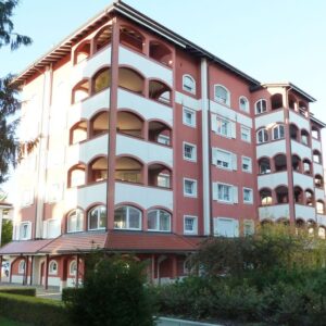 Exklusive 2-Zimmer-Wohnung mit großzügigem Balkon in Tiengen