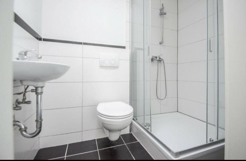 Attraktives Zweifamilienhaus in zentraler Lage – Bild 15