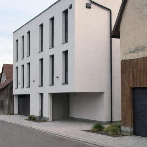 Exklusives Mehrfamilienhaus — 6 Mietwohnungen, Erstbezug Februar