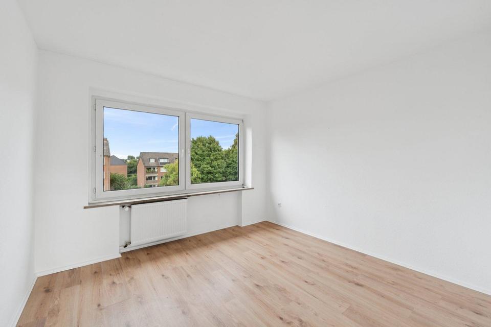 Moderne 3-Zimmer Wohnung mit Balkon in Benrad-Nord – Bild 3