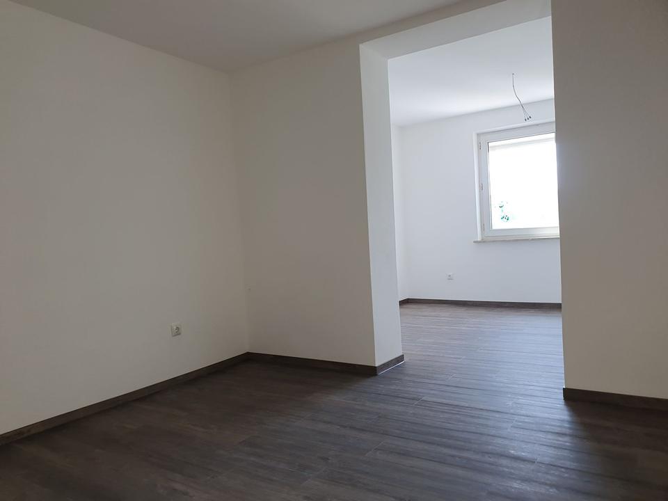 Sofort frei! Kernsanierte moderne 2-Zimmer-Nichtraucherwohnung – Bild 9