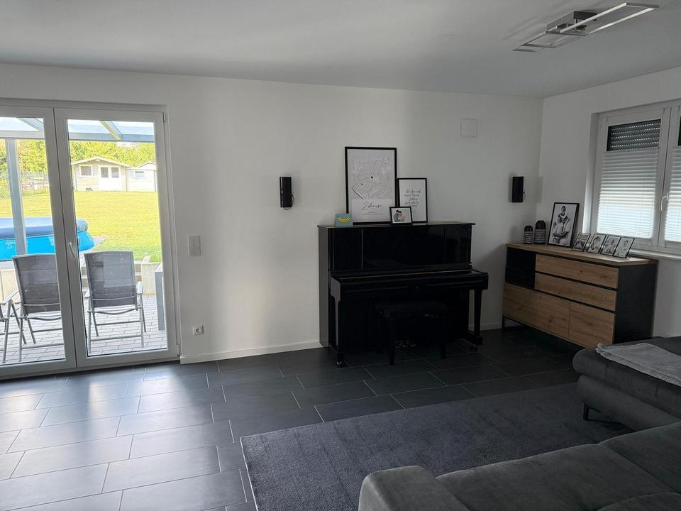 Provisionsfrei! Neuwertiges Einfamilienhaus mit großer Terrasse & Garten – Bild 32