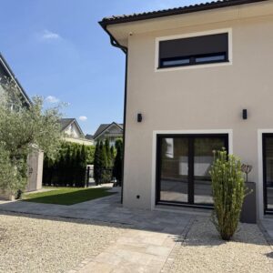 Exklusive mediterrane u. hochwertige DHH 240qm mit Pool, Whirlpool, Sauna & Wohnkeller in Rösrath