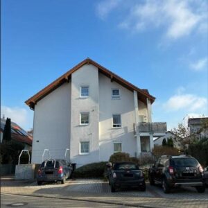 Helle Souterrain Wohnung in ruhiger Lage