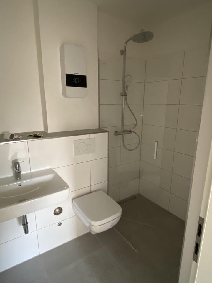 Moderne, frisch renovierte Wohnung mit Balkon – Sofort bezugsfertig! – Bild 9