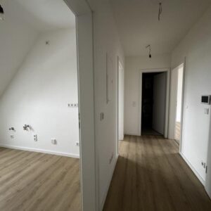 Erstbezug nach Sanierung: Helle Dachgeschosswohnung ca. 51 m² in Holsterhausen