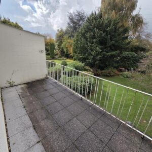 3-Zimmer-Wohnung im 1. OG – unrenoviert