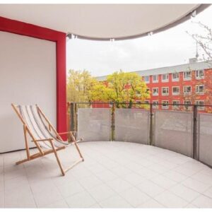 Möbliert: Ruhig, sehr zentral und mit sonnigem Balkon