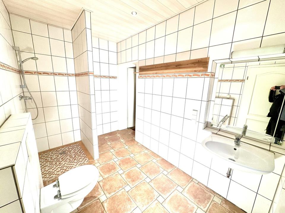 Charmantes Einfamilienhaus mit Ausbaupotenzial und moderner Haustechnik in Reilingen -provisionsfrei – Bild 15