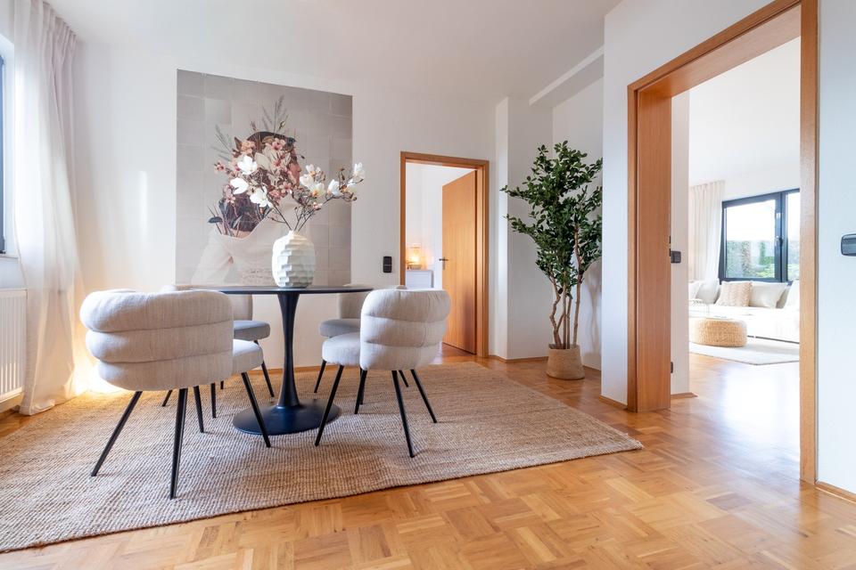 ***Lichtdurchflutete 4-Zimmer-Wohnung in Kassel-Harleshausen - mit großem Balkon & Garage*** – Bild 7