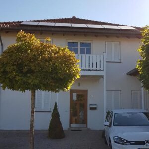 Einfamilienhaus mit Gewerbeteil genutzt als Büro mit Testküche