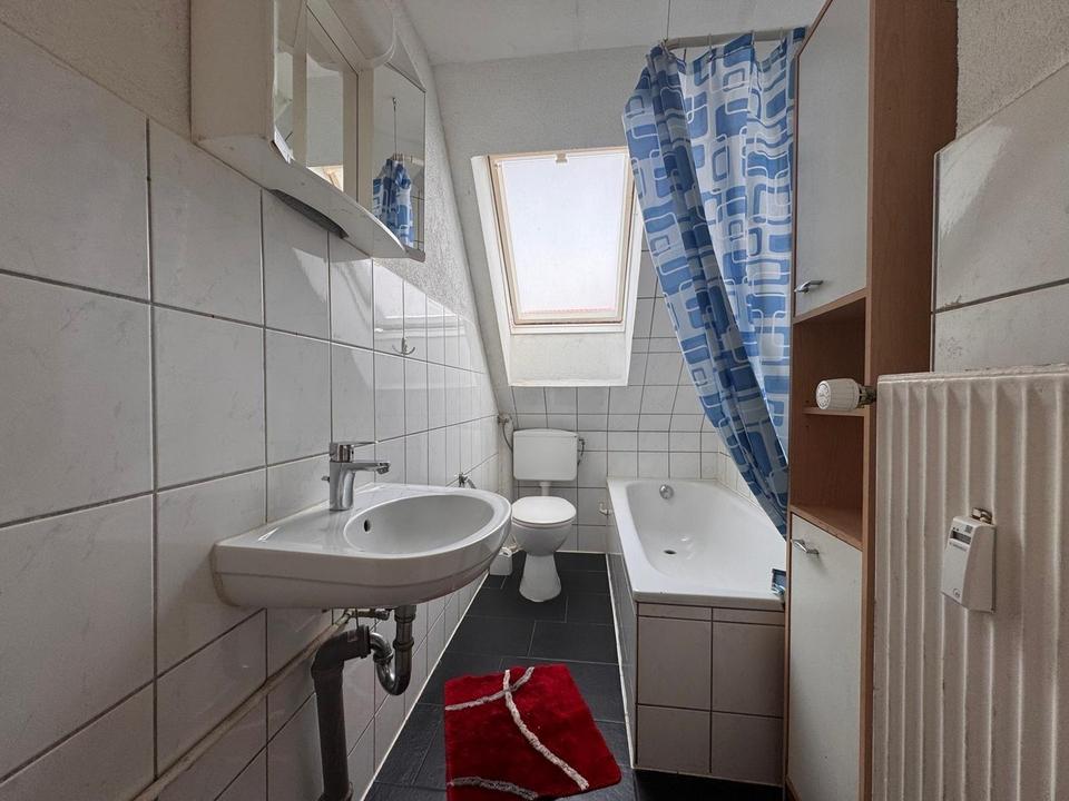 Attraktives Zweifamilienhaus in zentraler Lage – Bild 13