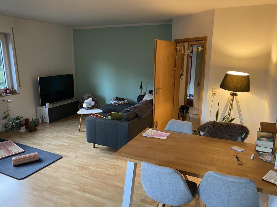 Obergeschosswohnung mit schönem Balkon Stadtnah – Bild 4