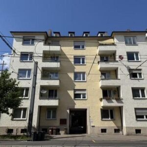 Große 3,5-Zi.-Wohnung in Ulm – 105 m², Balkon, Stellplatz, privat