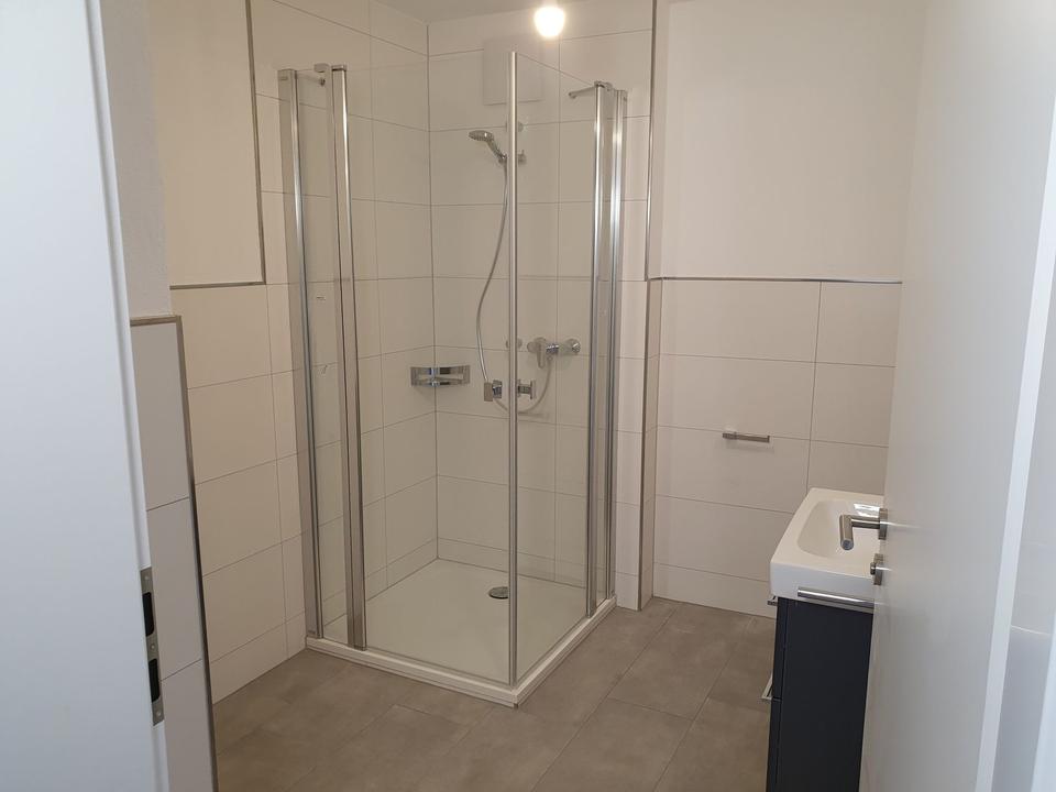 Sofort frei! Kernsanierte moderne 2-Zimmer-Nichtraucherwohnung – Bild 6