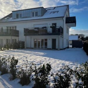 3-Zimmer Erdgeschoss-Wohnung im Effizienzhaus mit eigenem Garten - Neubau 2023