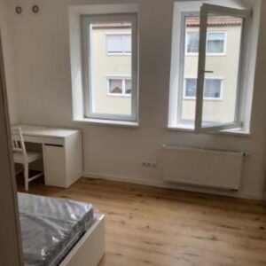 Modernes Wohnen in frisch sanierter WG – Perfekt für Studierende & Young Professionals