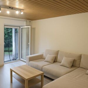 Schöne möblierte 2-Zimmer-Wohnung mit Terrasse in Holzgerlingen