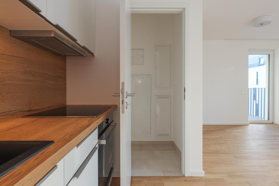 2 Zimmer Luxus Neubau - Einbauküche + Parkett - vom Eigentümer – Bild 9