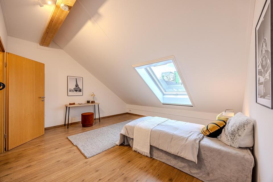 Modernes Reihenmittelhaus in Hanau – 5 Zimmer, zwei Stellplätze & Garten – Bild 19