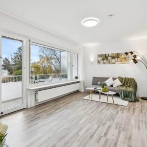 Helle, bezugsfertige 2-Zimmer Wohnung SB-Eschberg, provisionsfrei vom Eigentümer