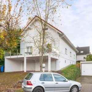 Schöne 2-Zimmer-Wohnung mit Balkon, Grün- & Blicklage von Privat. Am Schäfersberg-Niedernhausen