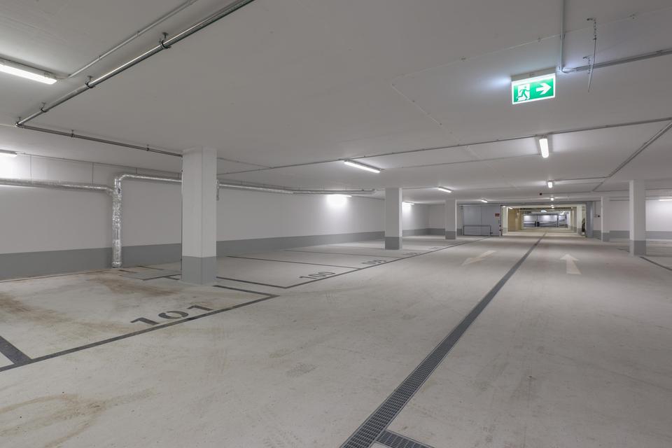 2 Zimmer Luxus Neubau - Einbauküche + Parkett - vom Eigentümer – Bild 25