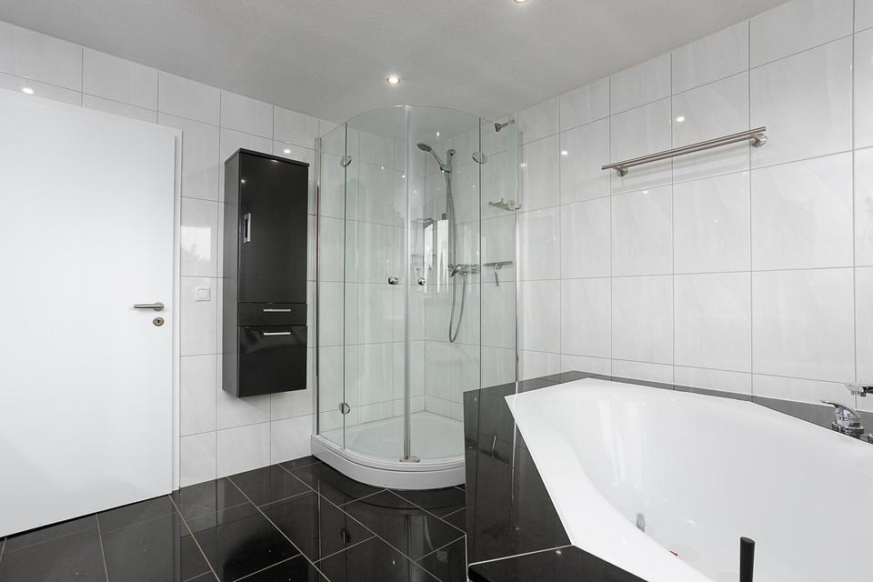 Raum zum Wachsen: Lichtdurchflutete Maisonette mit Dachterrasse – Bild 11