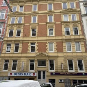 Charmante Altbauwohnung mit Potenzial in bester Lage von St. Georg *** ohne Makler ***