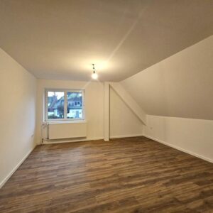 Modernisierte 2-Zi Wohnungen in ruhiger Lage von PI-Thesdorf