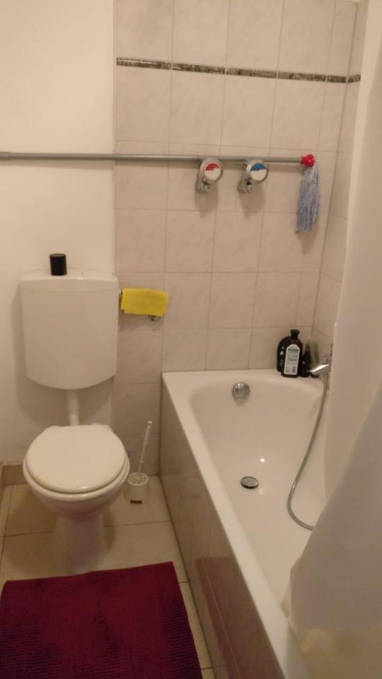 Schöne modern möblierte 2-Zimmerwohnung mit Balkon – Bild 9